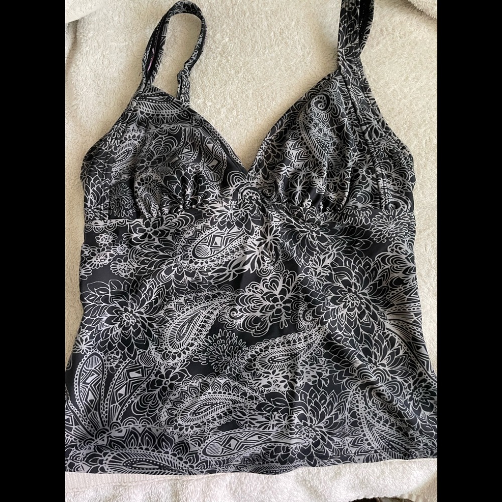ATHLETA Tankini Top Underwire Paisley Swim Top